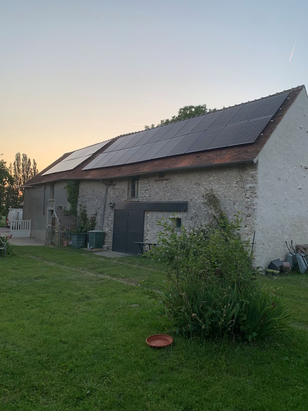 Installation photovoltaïque Eagle Solar à Jouy-le-Châtel